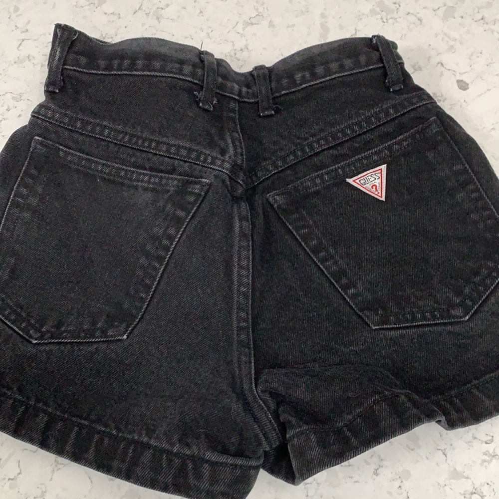 Vintage guess High waisted shorts, black size 28